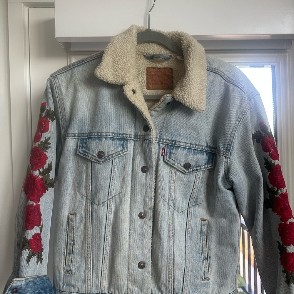 Levi's Blue Denim Jean Jacket 

with Red Rose Embroidery